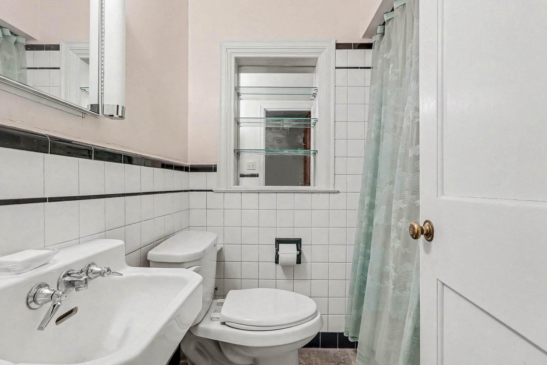 3008 George Street photo 20