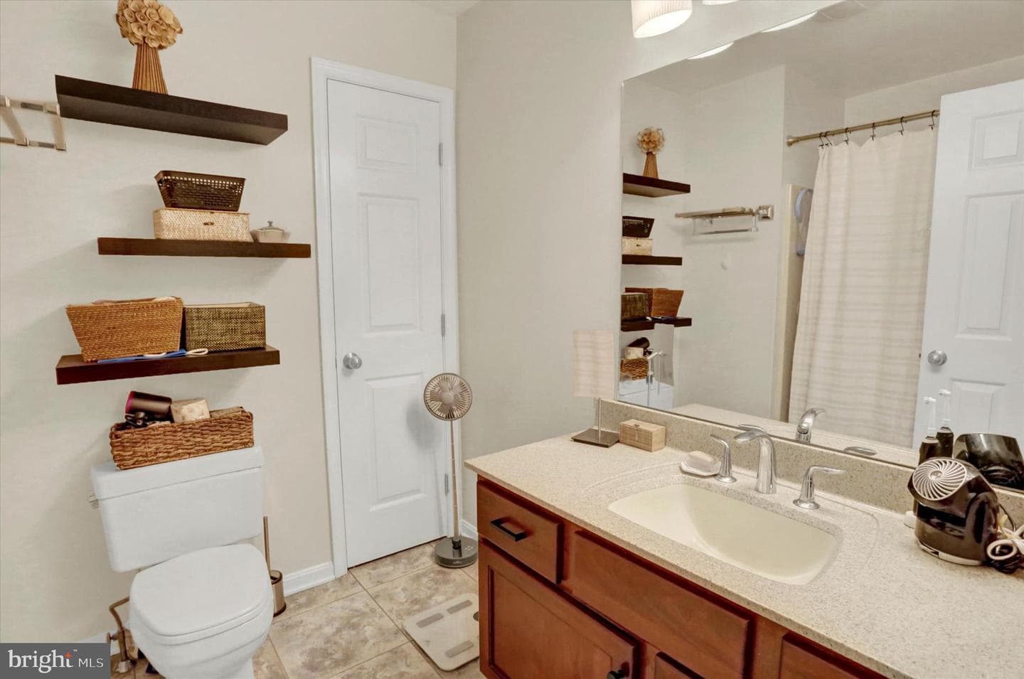 2015 Southpoint Drive photo 32