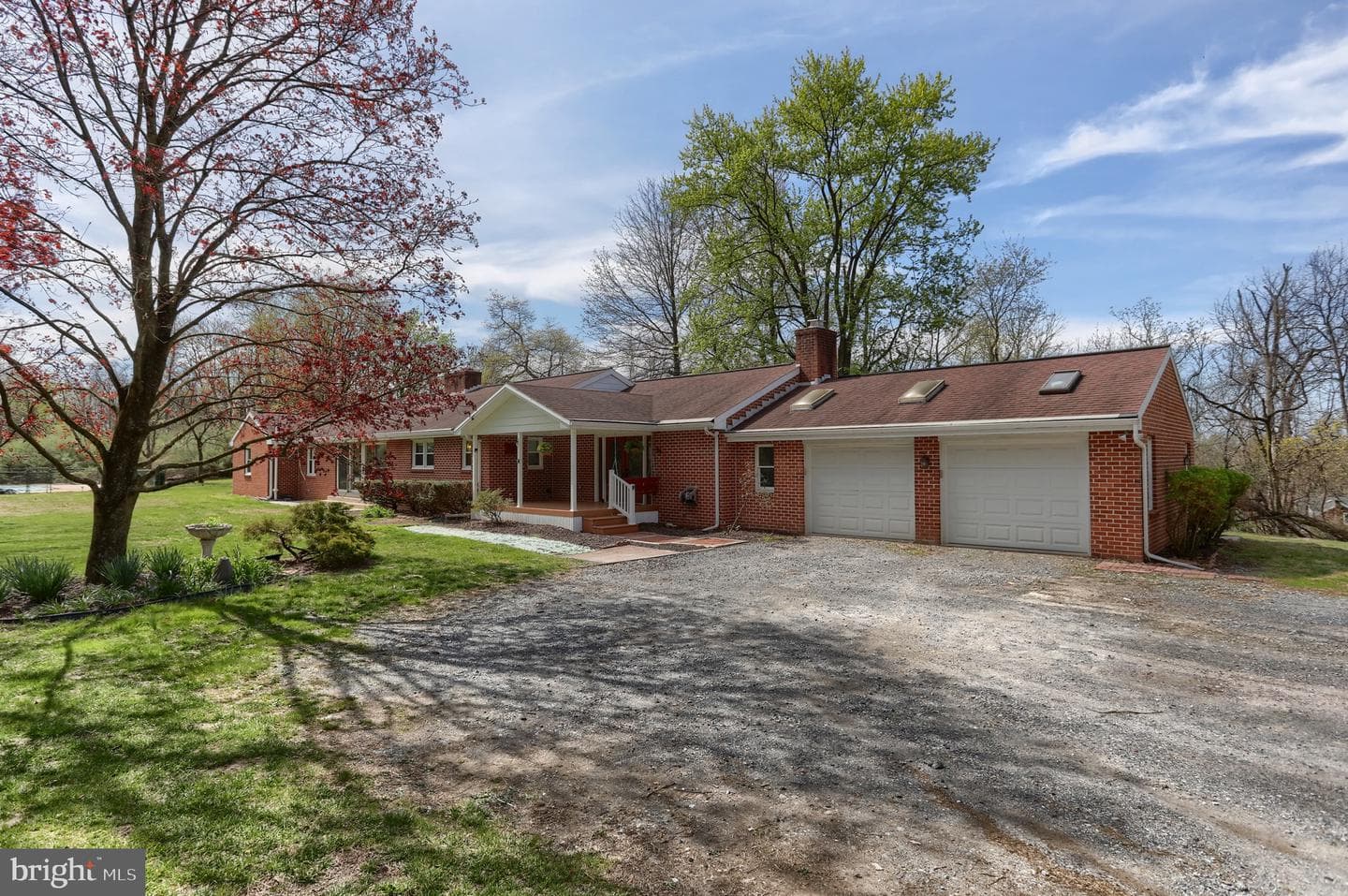 96 Schoolhouse Road photo 2