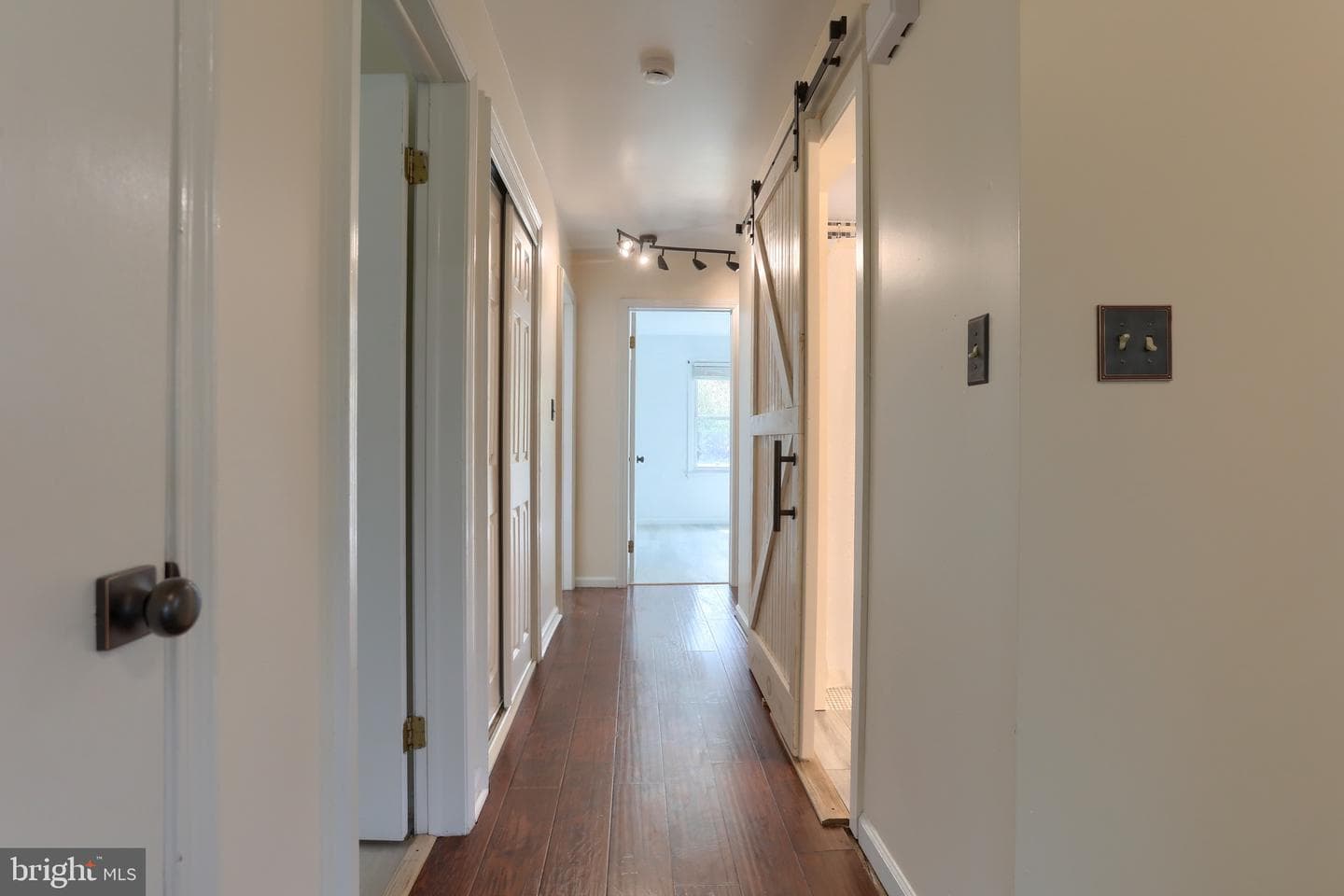 96 Schoolhouse Road photo 31