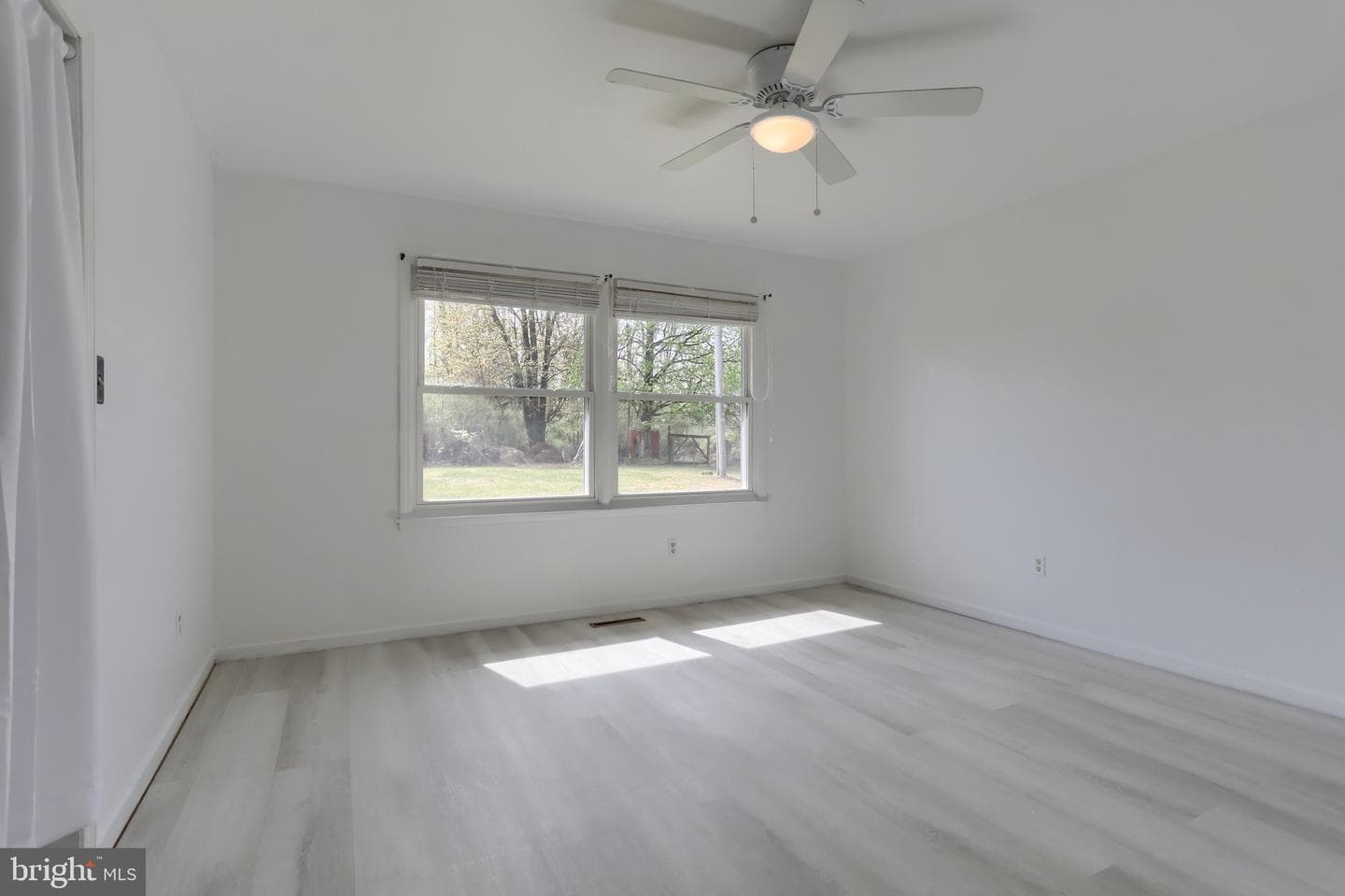 96 Schoolhouse Road photo 37