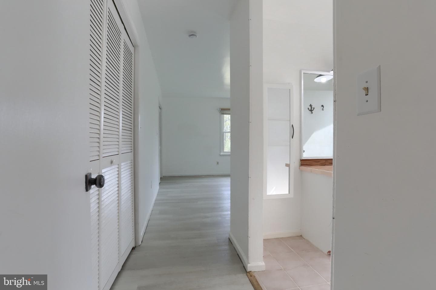 96 Schoolhouse Road photo 38