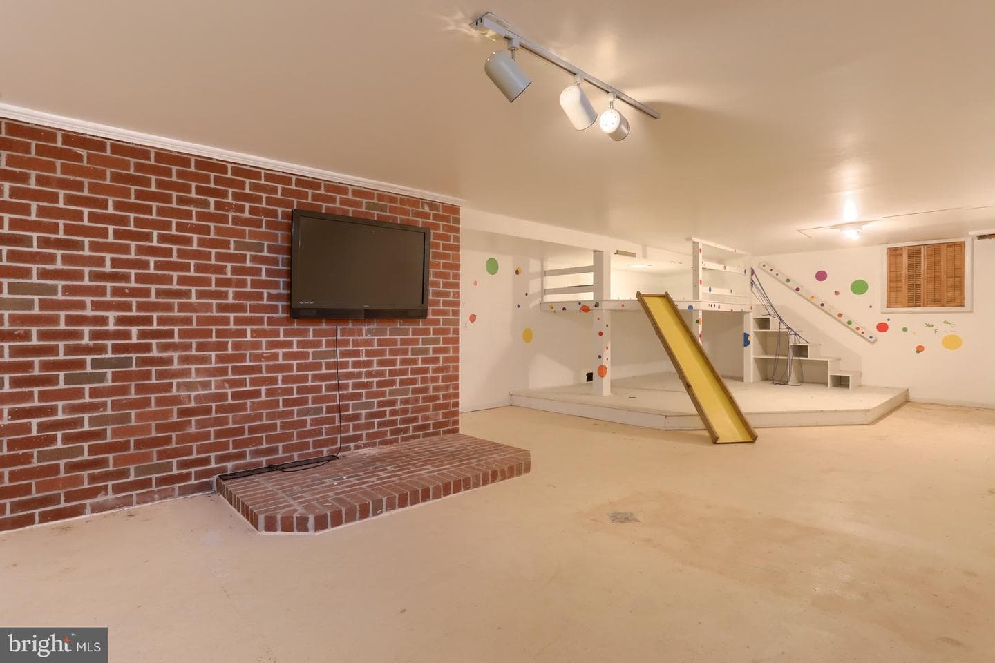 96 Schoolhouse Road photo 44
