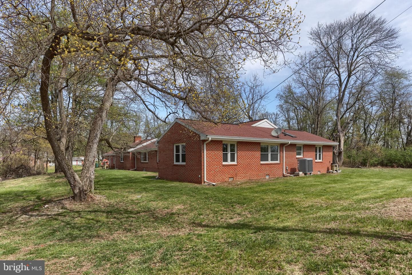 96 Schoolhouse Road photo 50