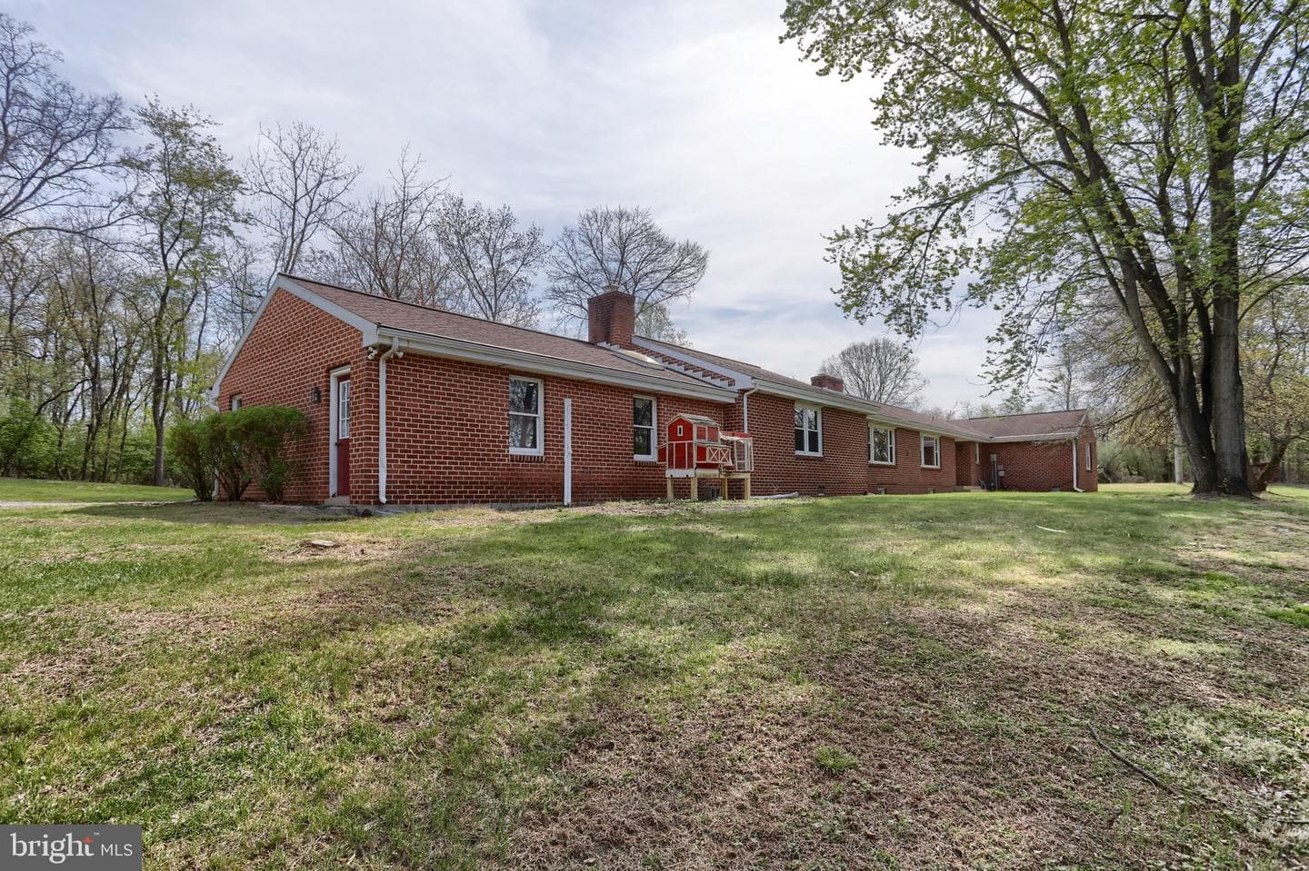 96 Schoolhouse Road photo 53
