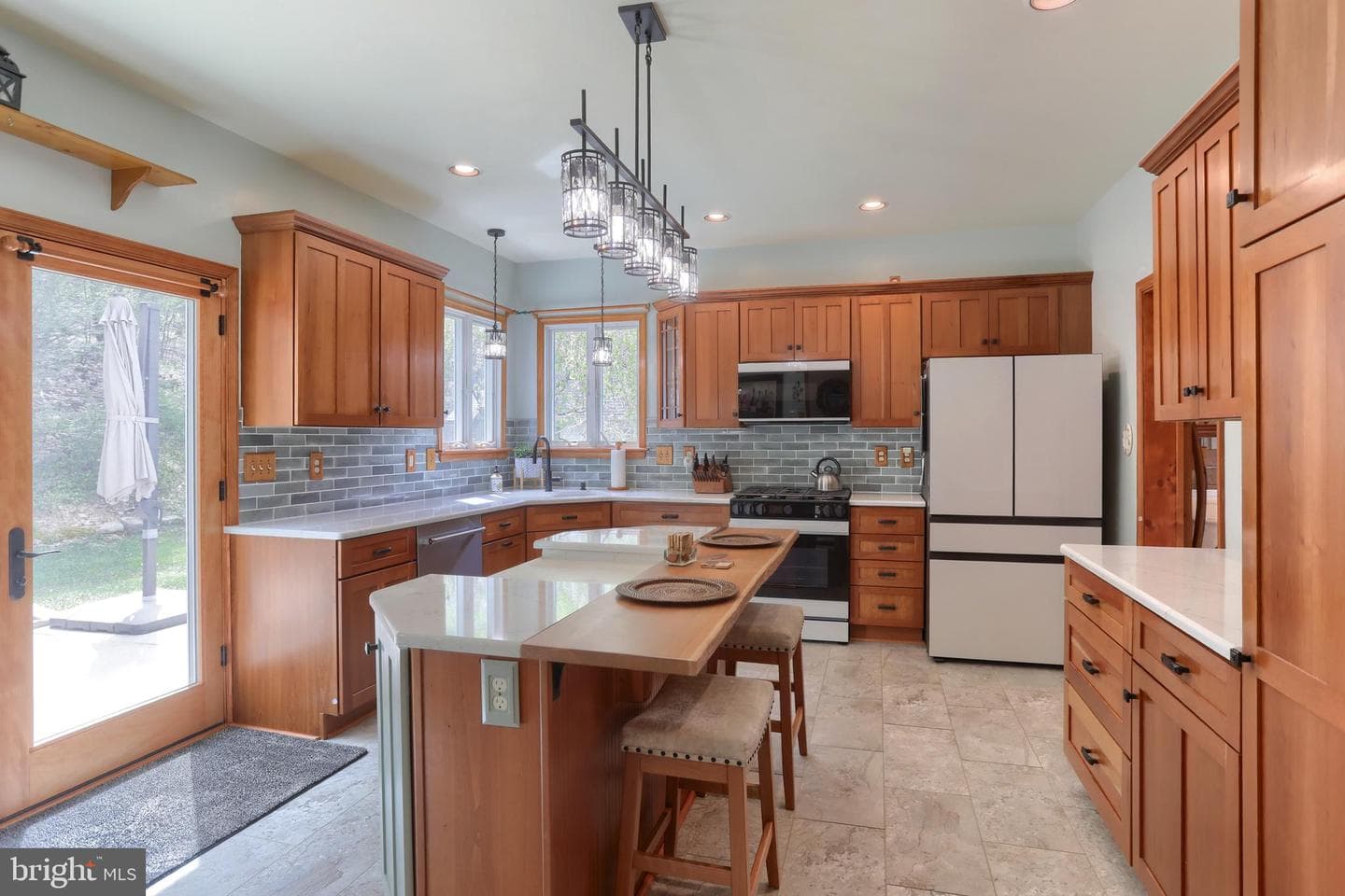 586 Blue Mountain Parkway photo 11