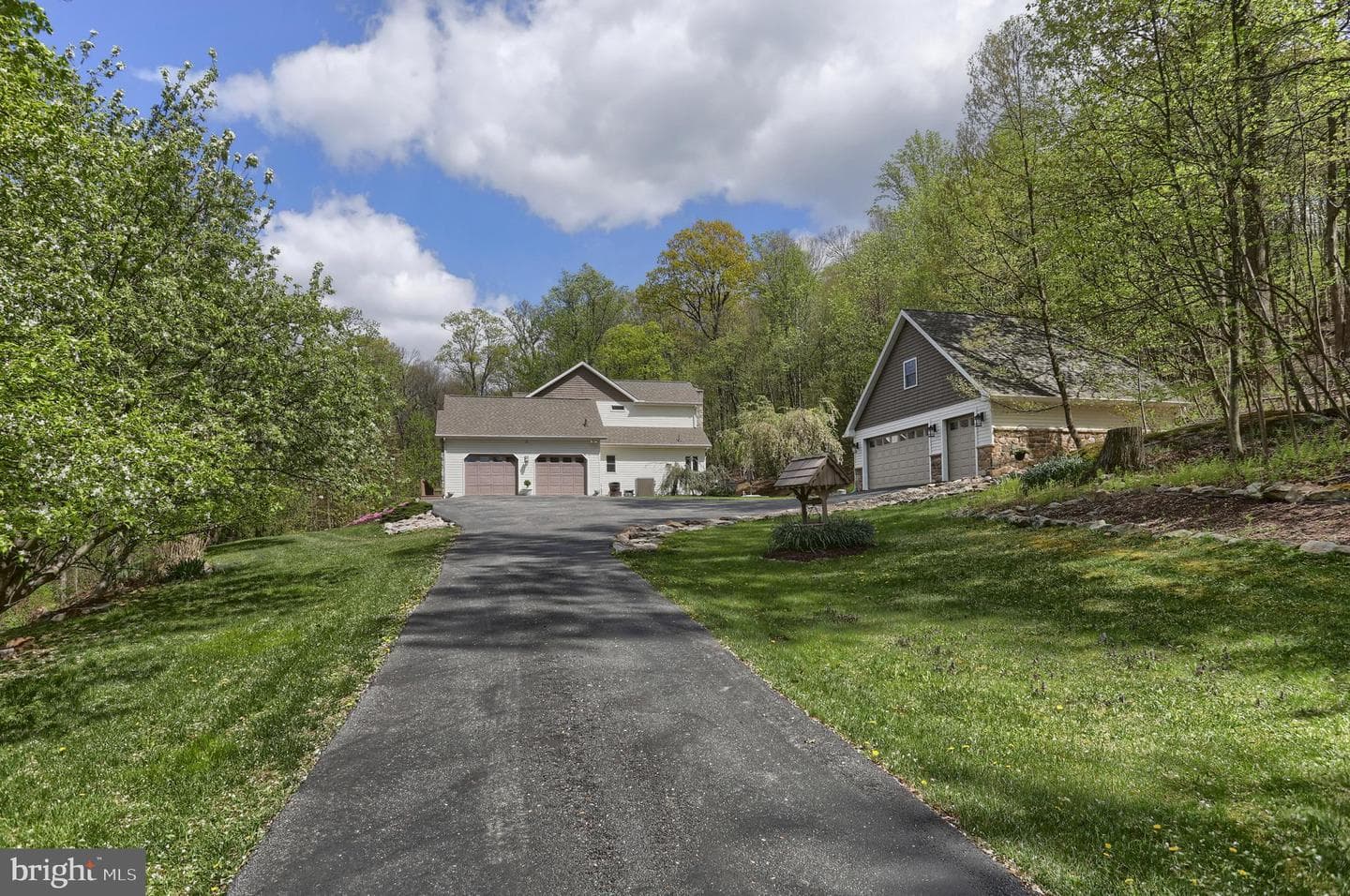 586 Blue Mountain Parkway photo 40