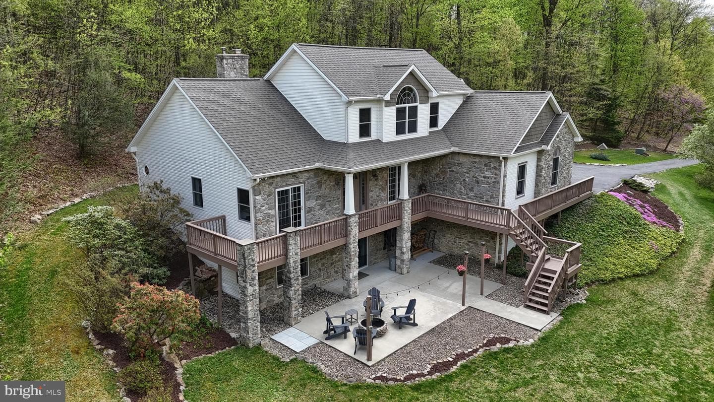 586 Blue Mountain Parkway photo 48