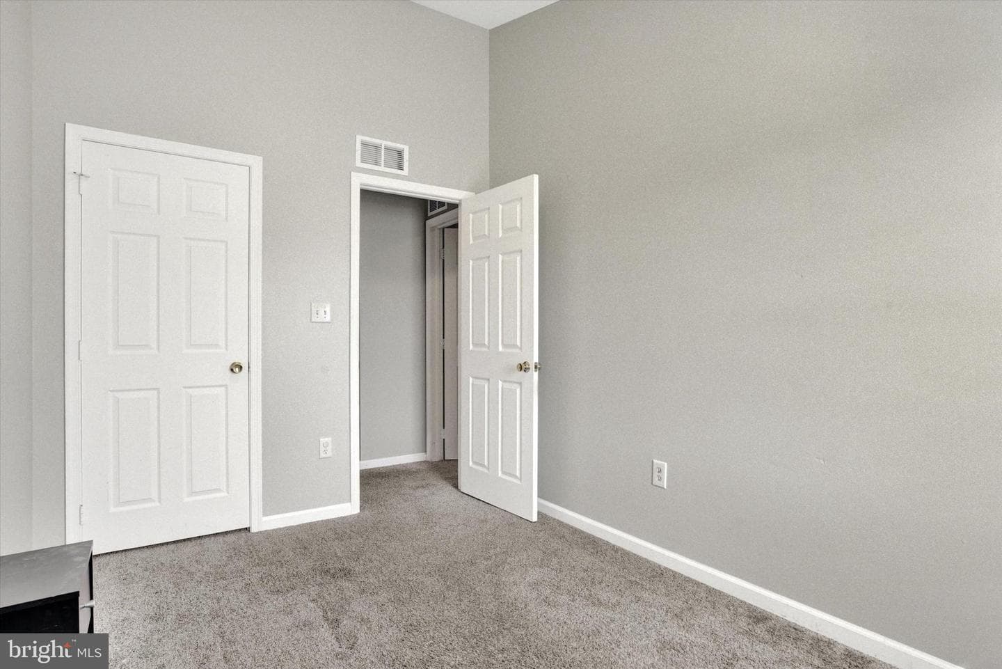 600 Yale Street #1404 photo 16