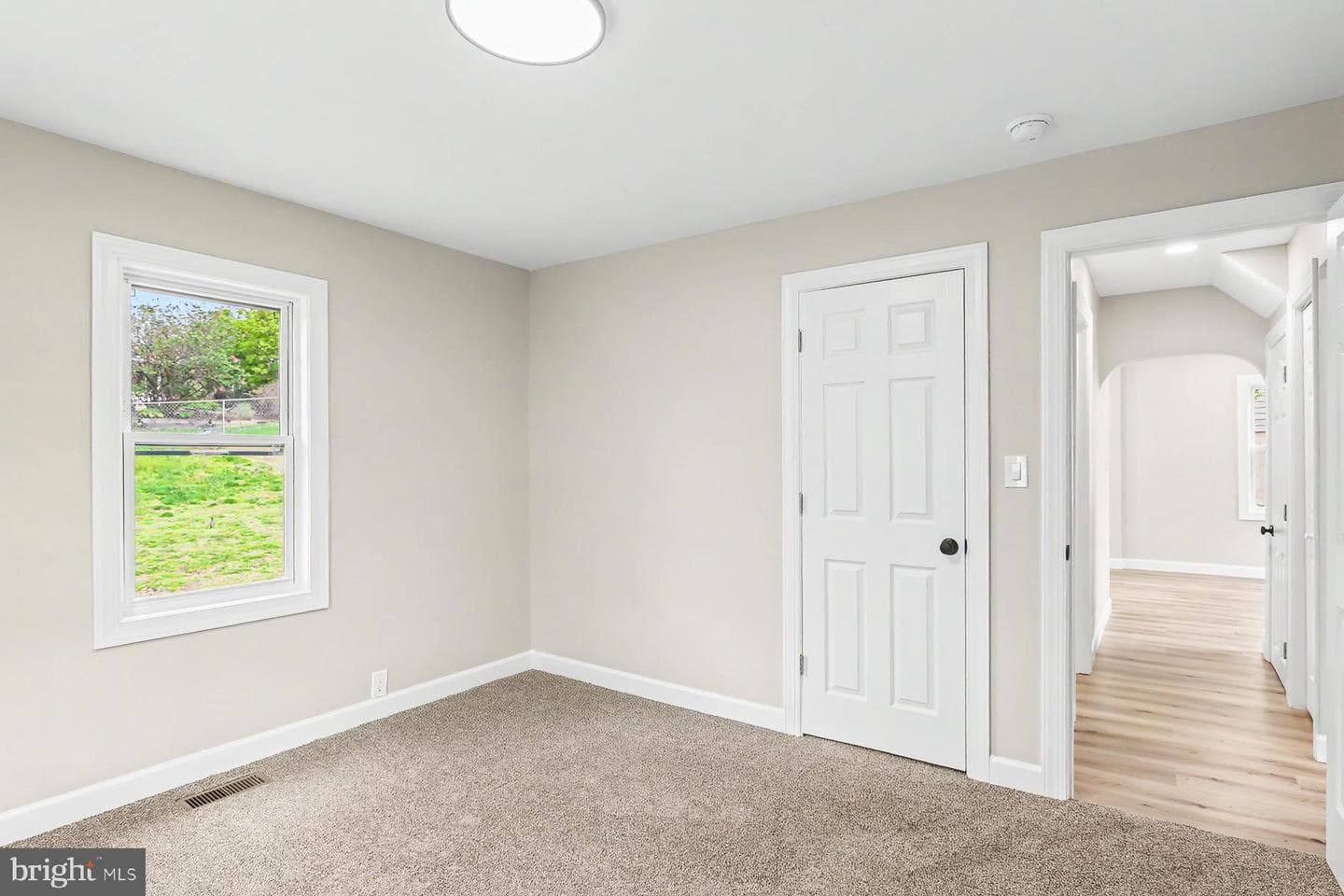 3984 Williams Street photo 17