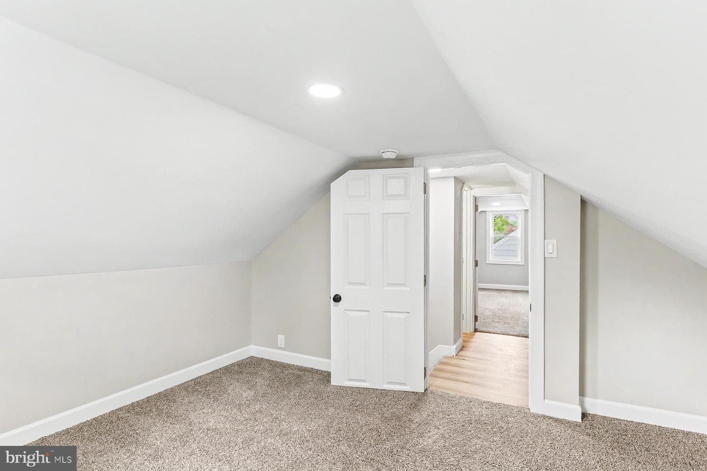 3984 Williams Street photo 20