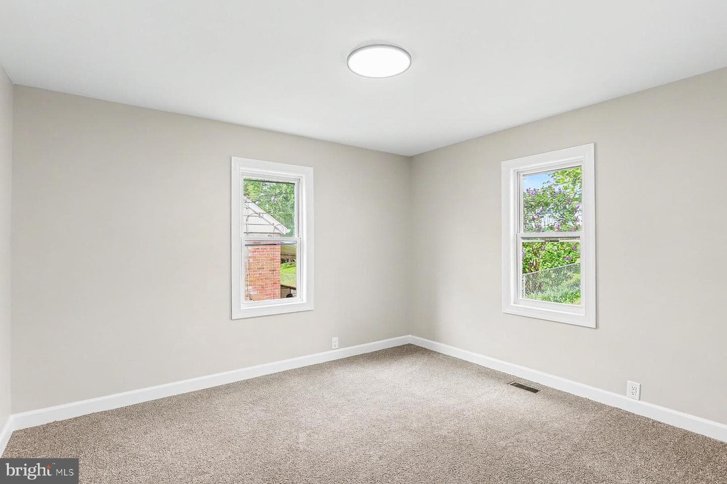 3984 Williams Street photo 21