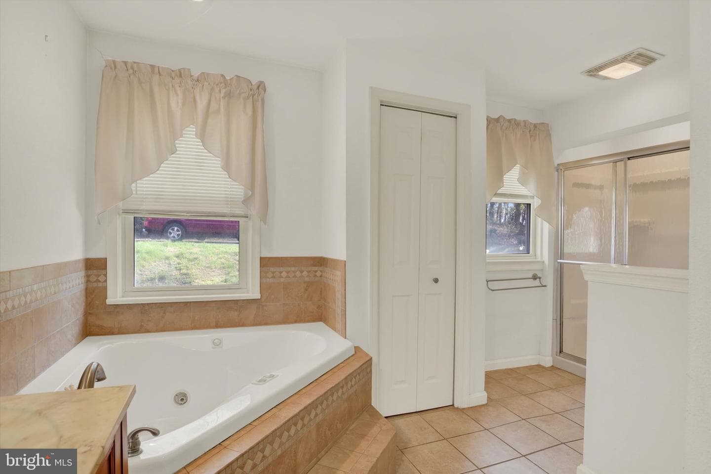 4931 Chambers Hill Road photo 9