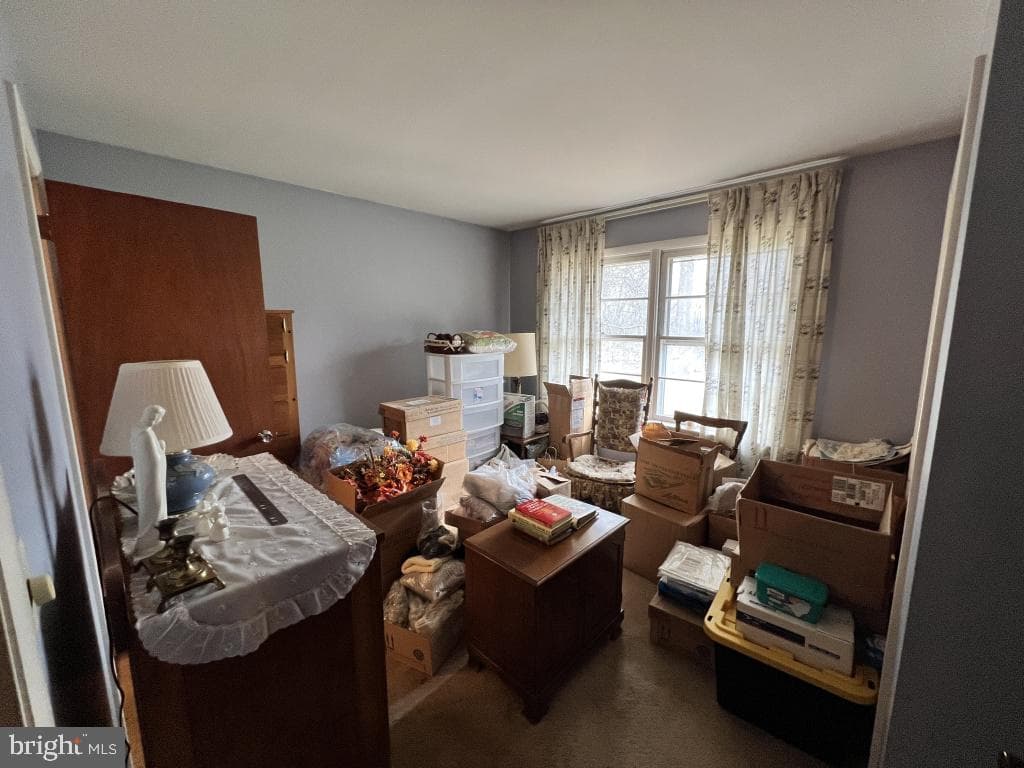 977 Locust Grove Road photo 16