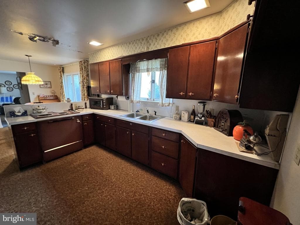977 Locust Grove Road photo 25