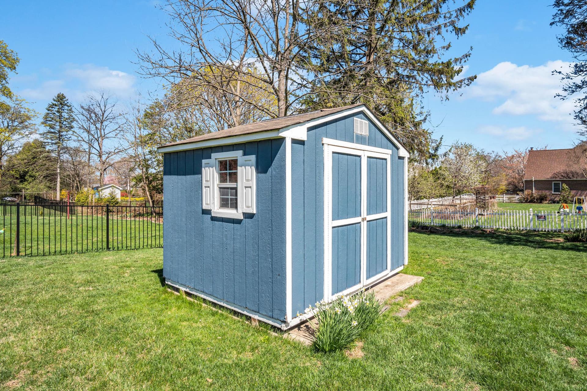 81 Peach Avenue photo 29