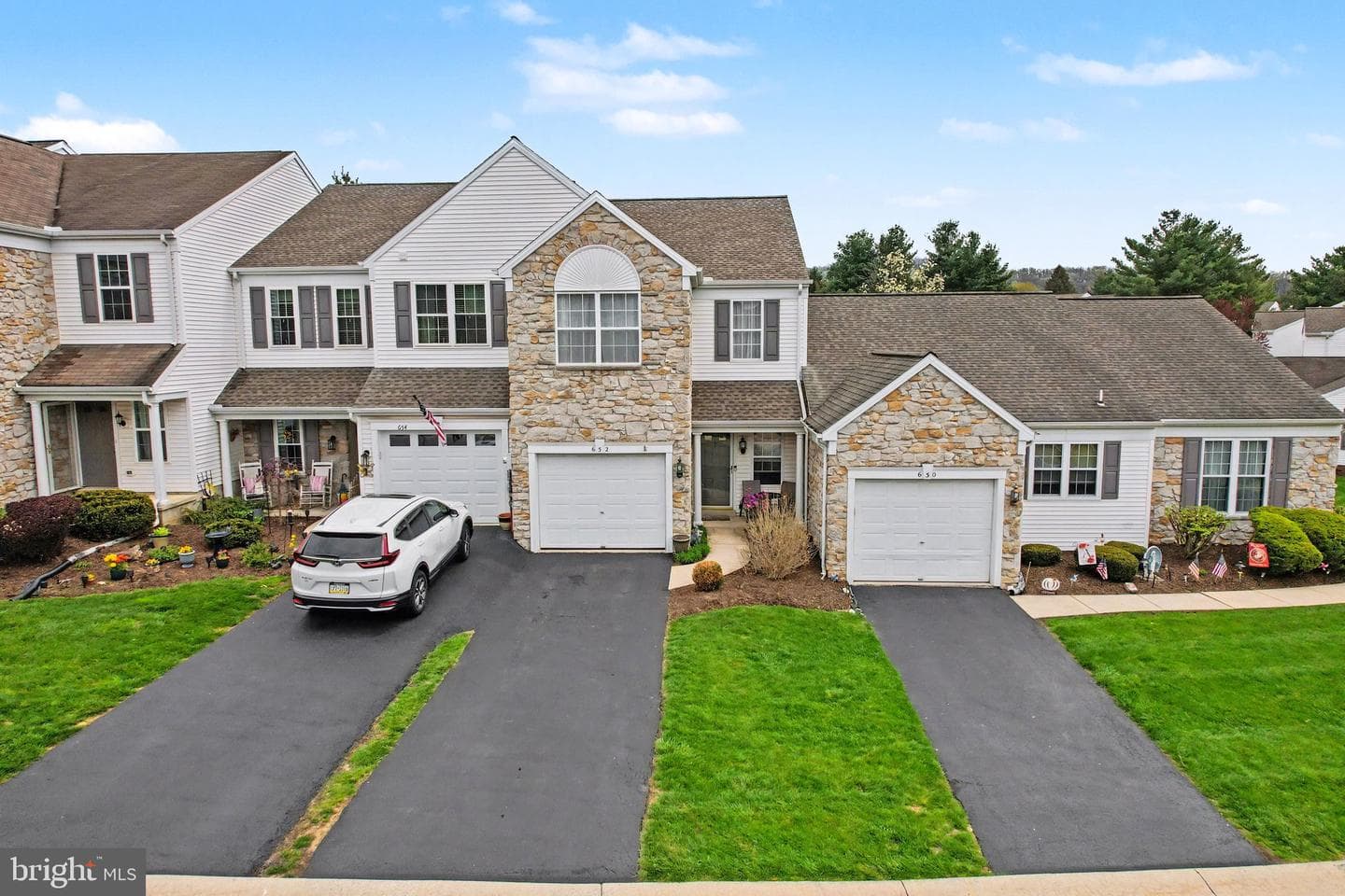 652 Springhouse Lane photo 28