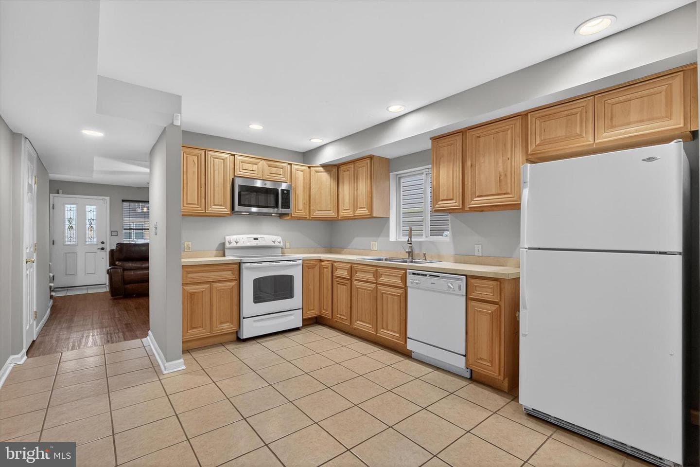 3212 Pennwood Road photo 6