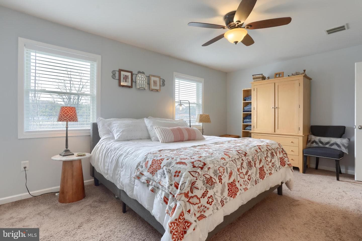 7247 Capital Drive photo 12