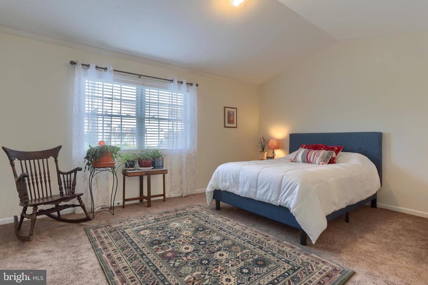 7247 Capital Drive photo 15