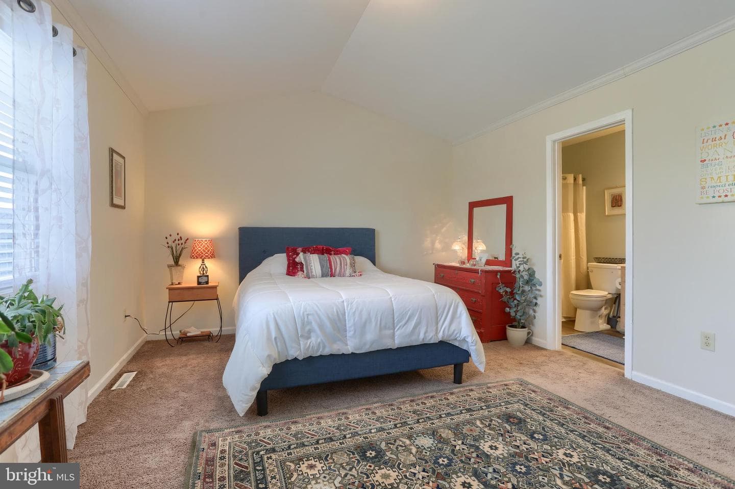 7247 Capital Drive photo 17