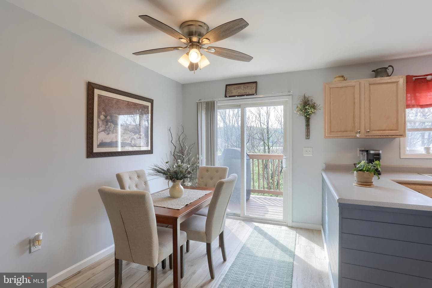 7247 Capital Drive photo 6