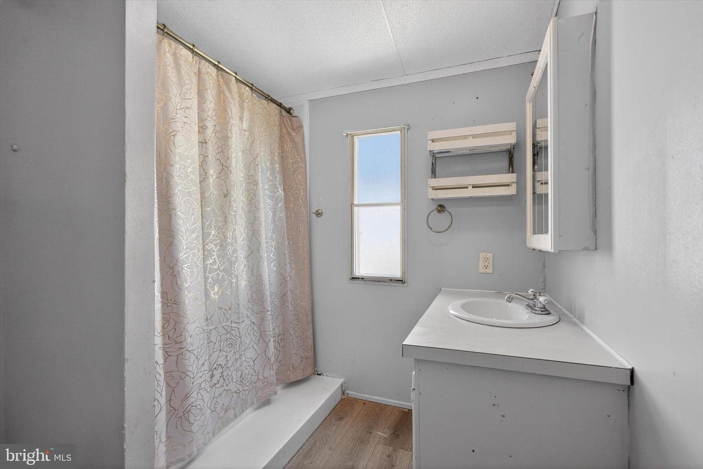 17 Caravan Court photo 13