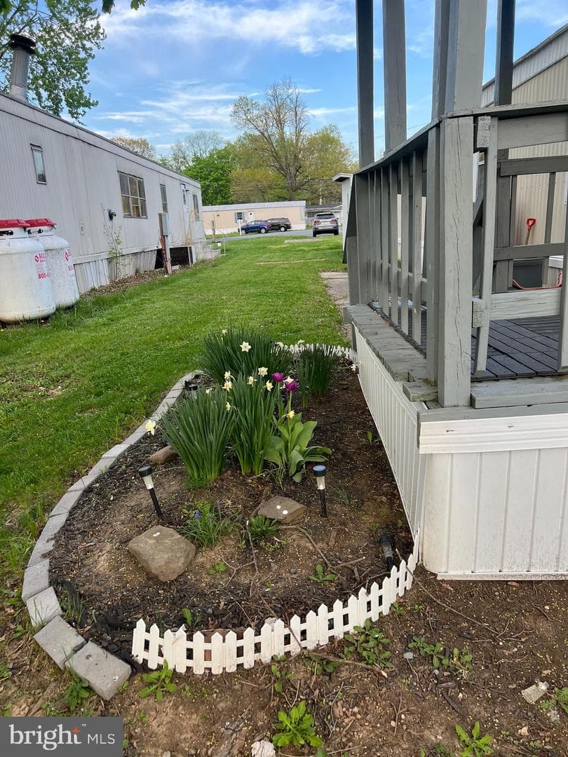 17 Caravan Court photo 21