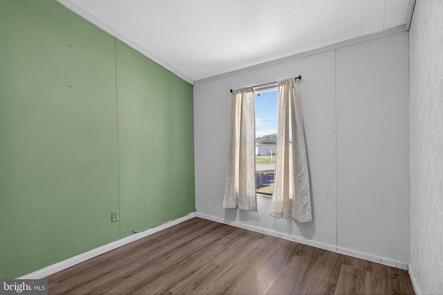 17 Caravan Court photo 8