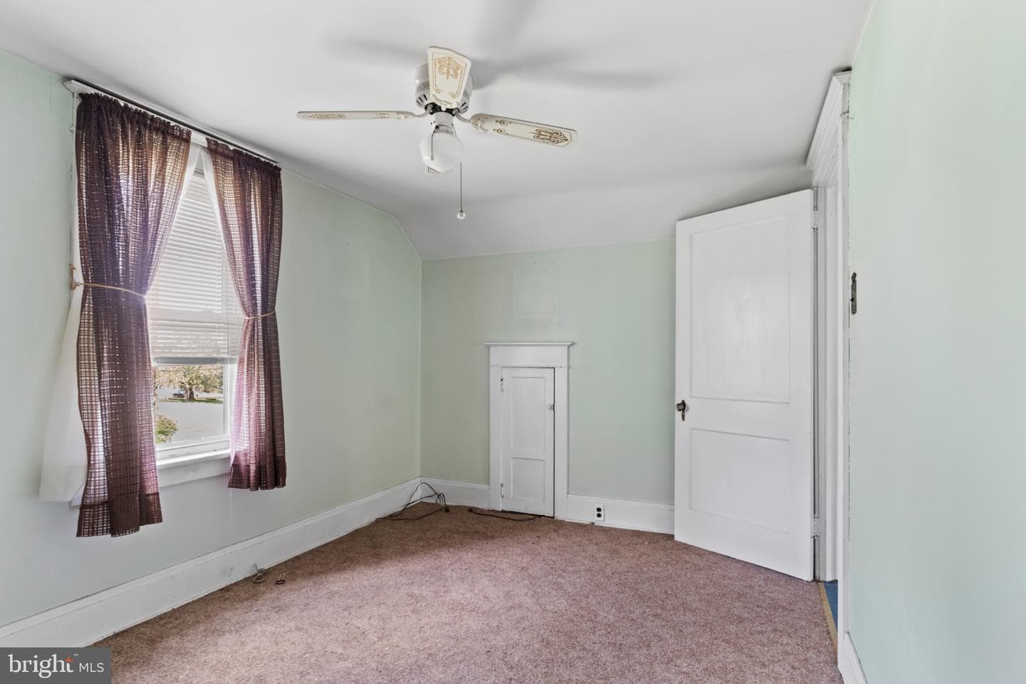 3513 Beaufort Street photo 25