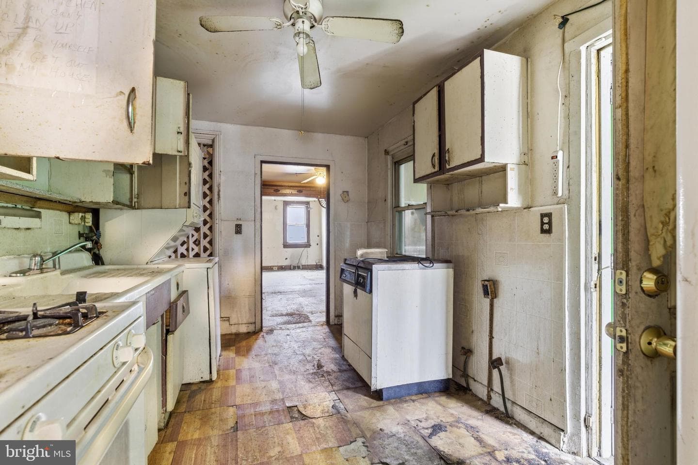 242 N 2nd Street photo 10