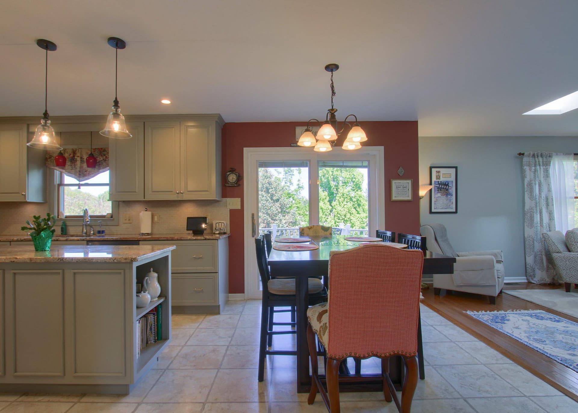 888 Dairy Court photo 26
