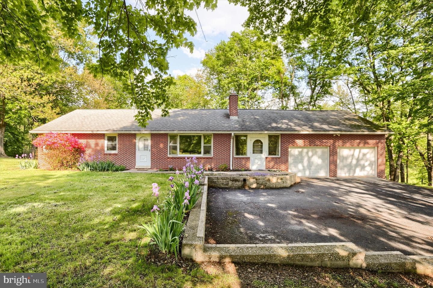 1401 La Carr Lane