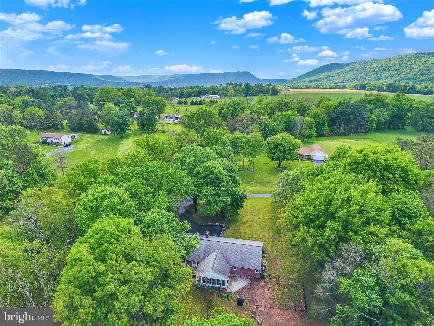 1401 La Carr Lane photo 42