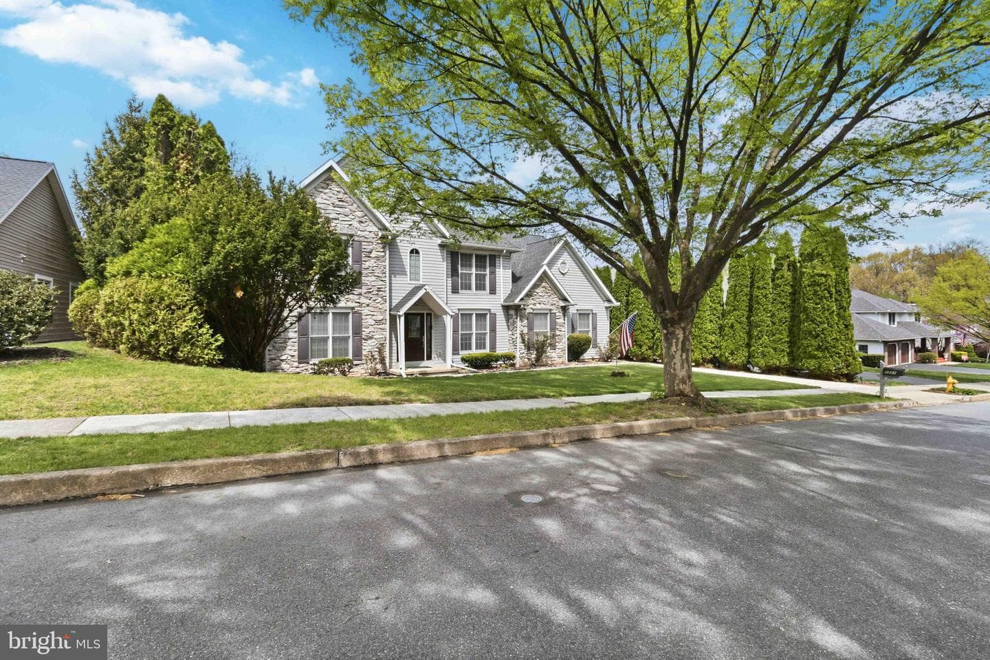 1221 Jill Drive, Hummelstown