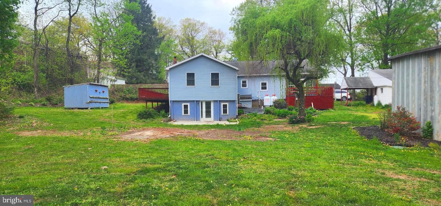 834 Oberlin Road photo 4