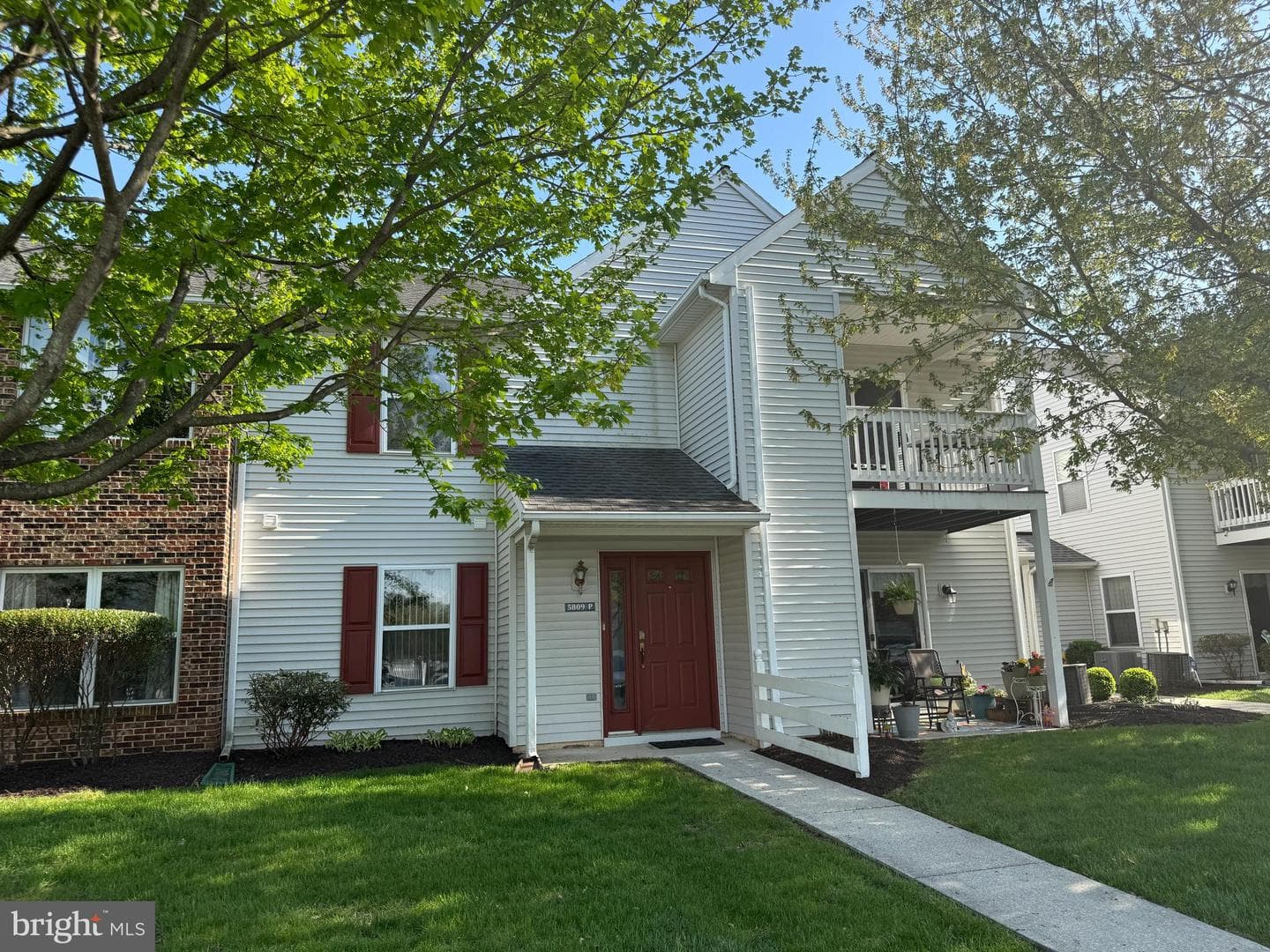 5809 Hidden Lake Drive