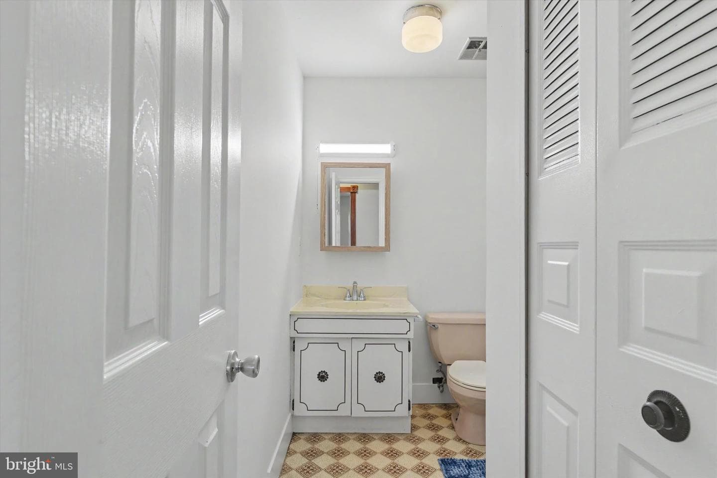 608 Frances Drive photo 19