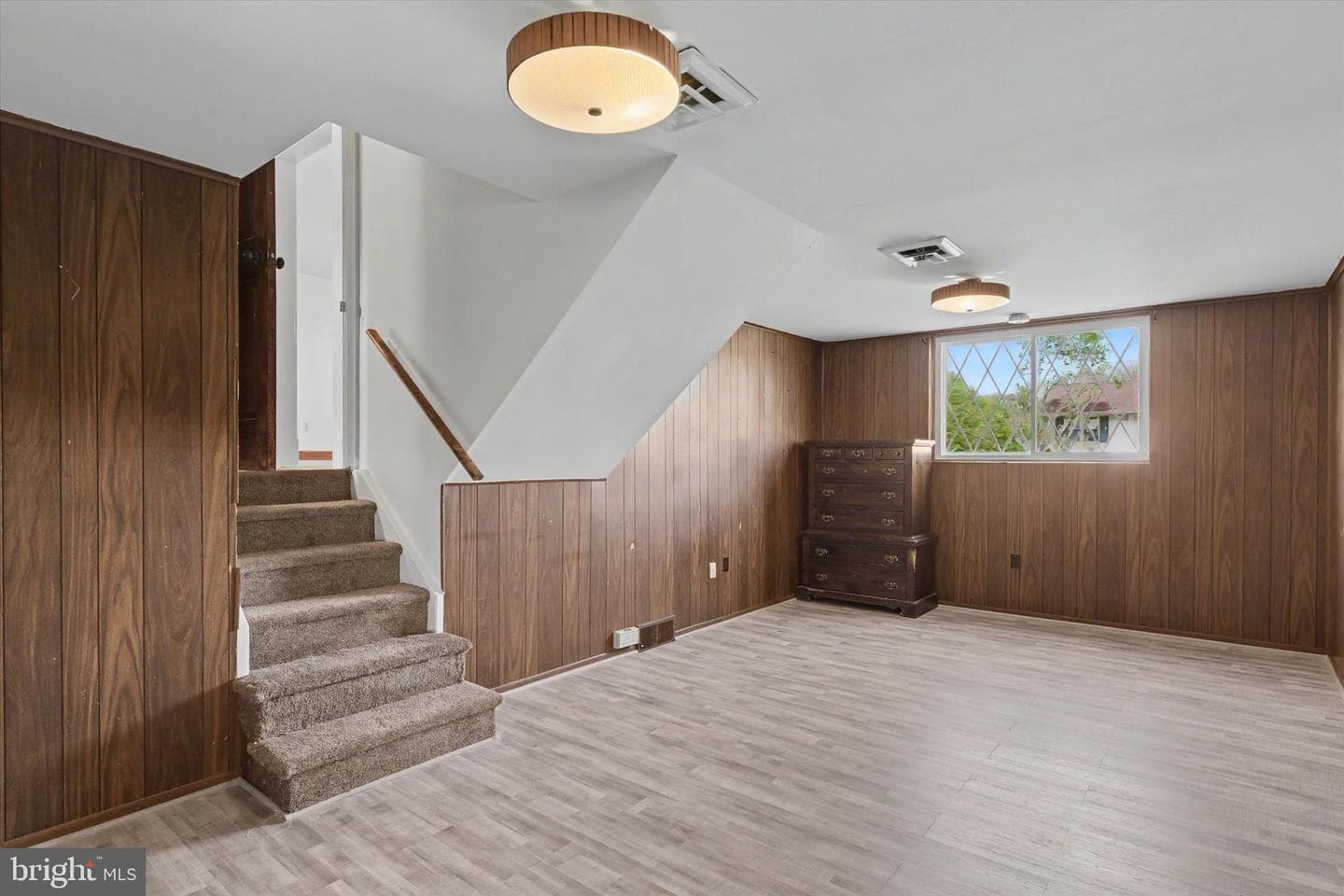 608 Frances Drive photo 9