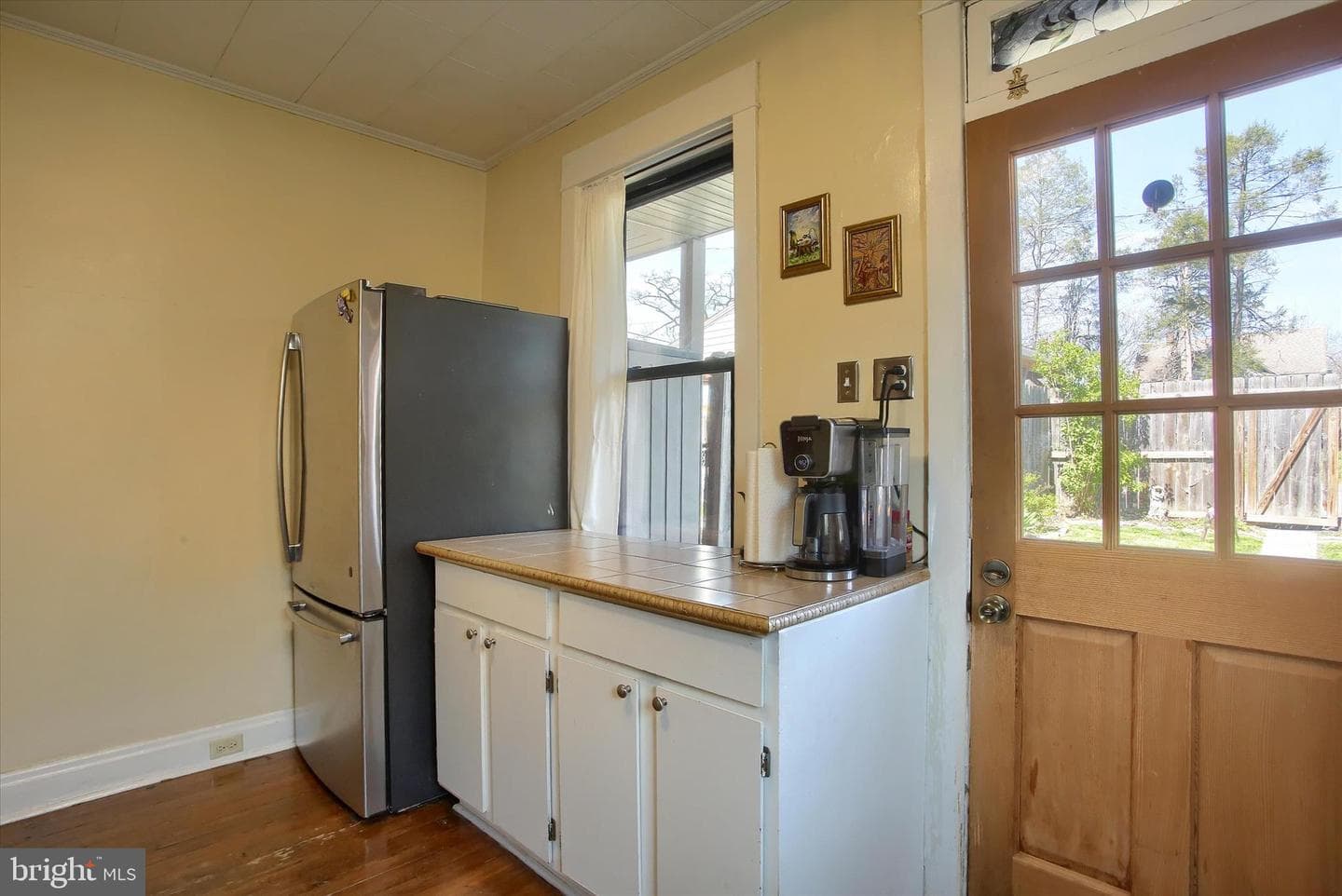 2714 Greenwood Street photo 14