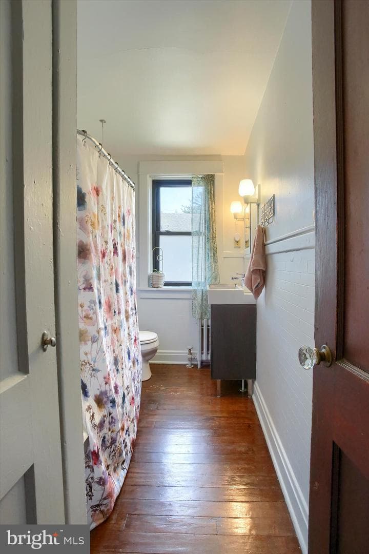 2714 Greenwood Street photo 19