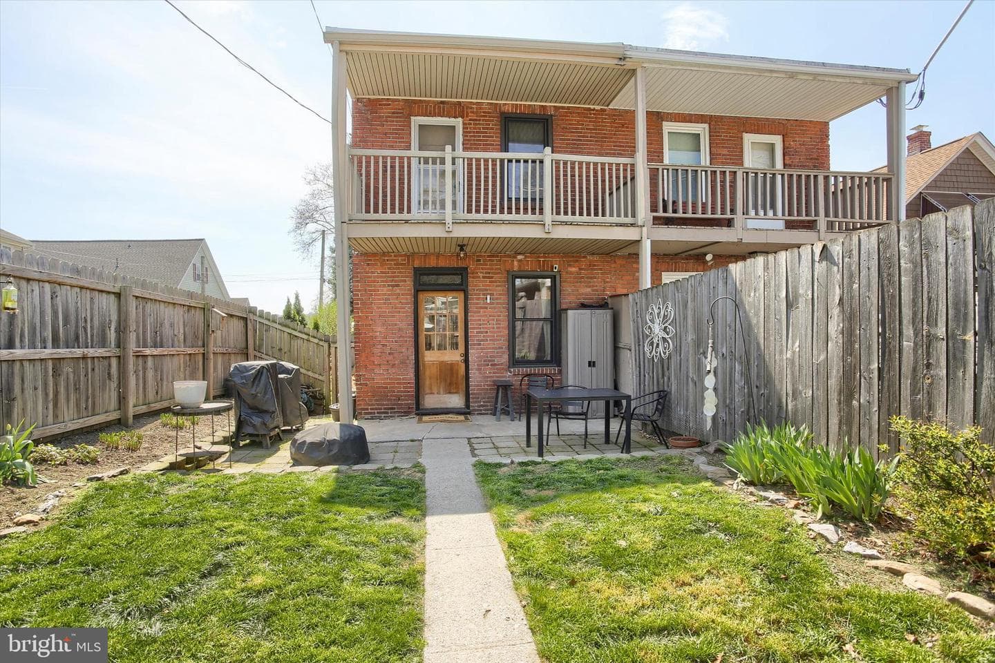 2714 Greenwood Street photo 26