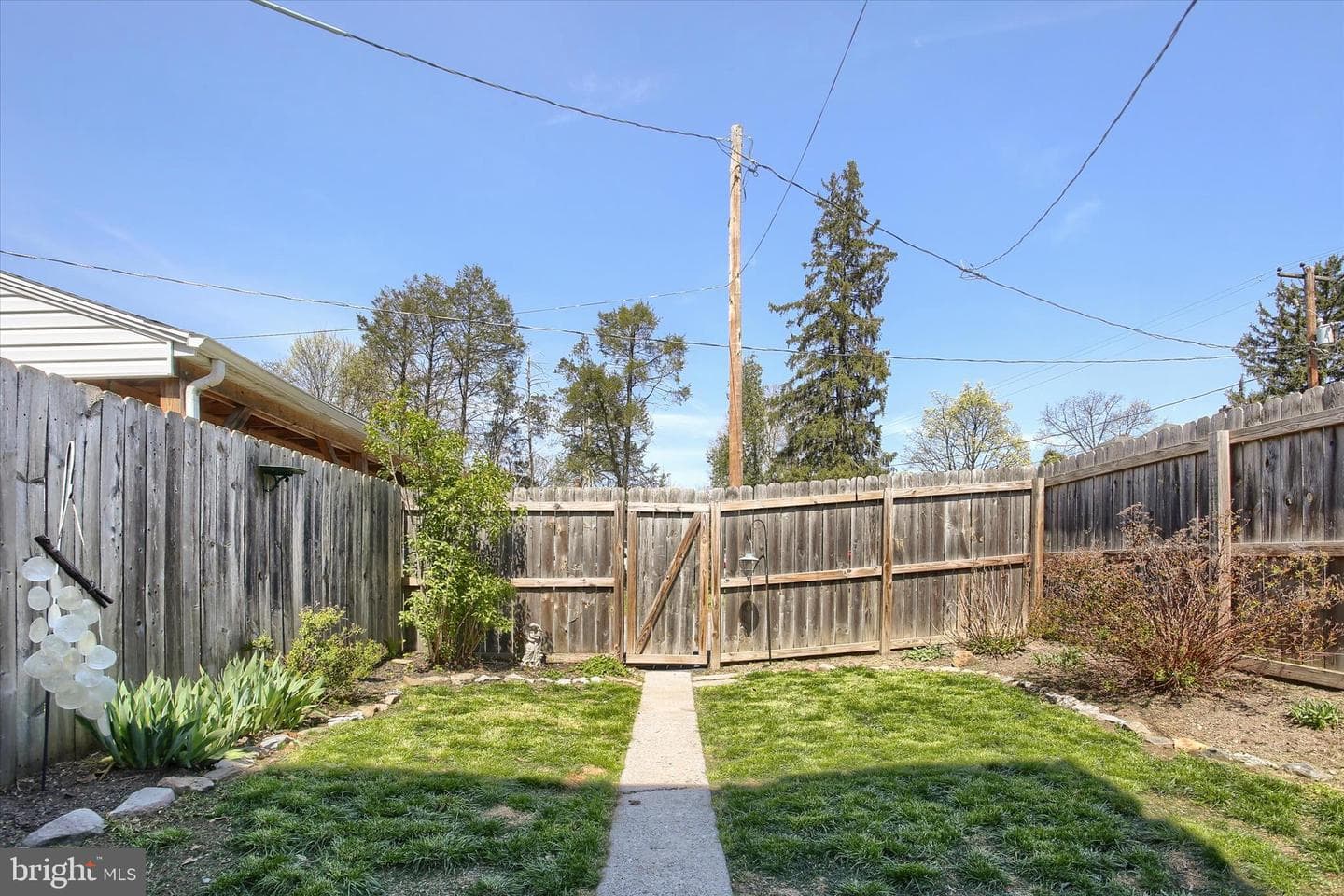 2714 Greenwood Street photo 27