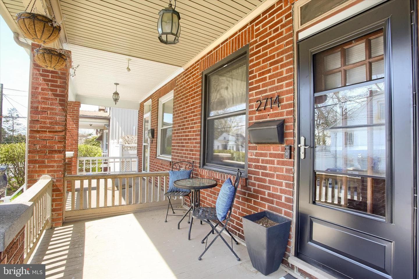 2714 Greenwood Street photo 4