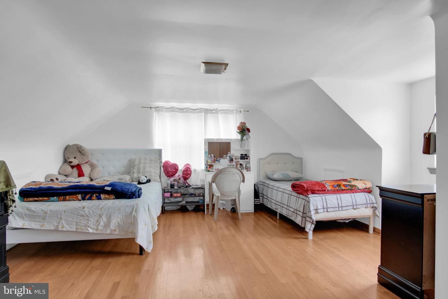 3736 Sharon Street photo 20