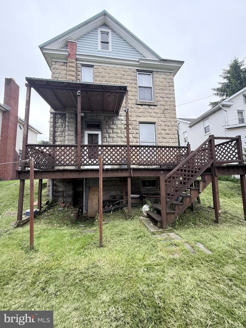 709 Main Street photo 4