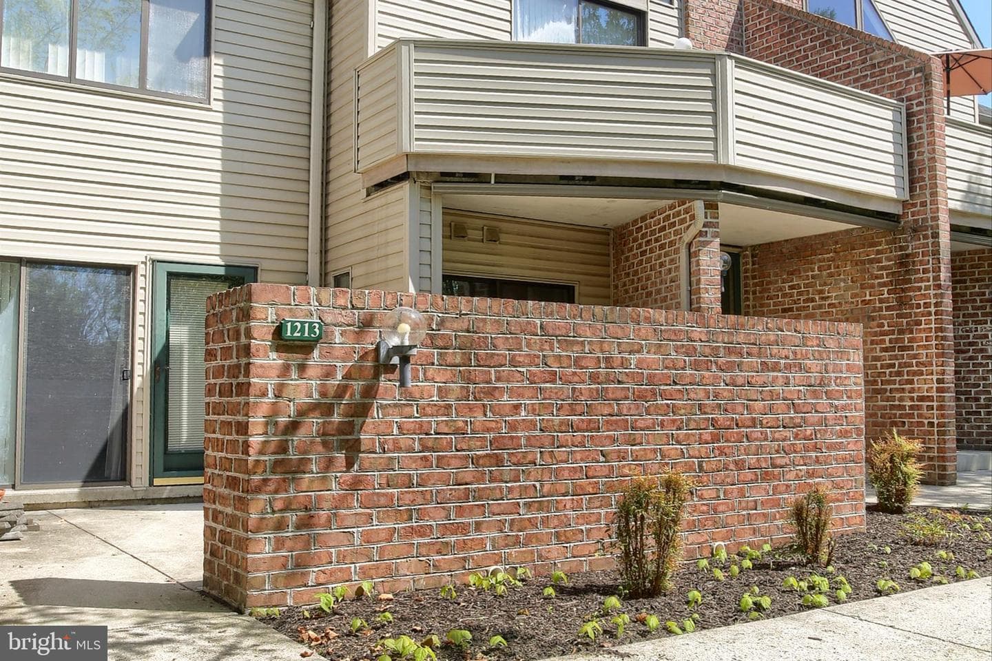 1213 Cherrington Drive