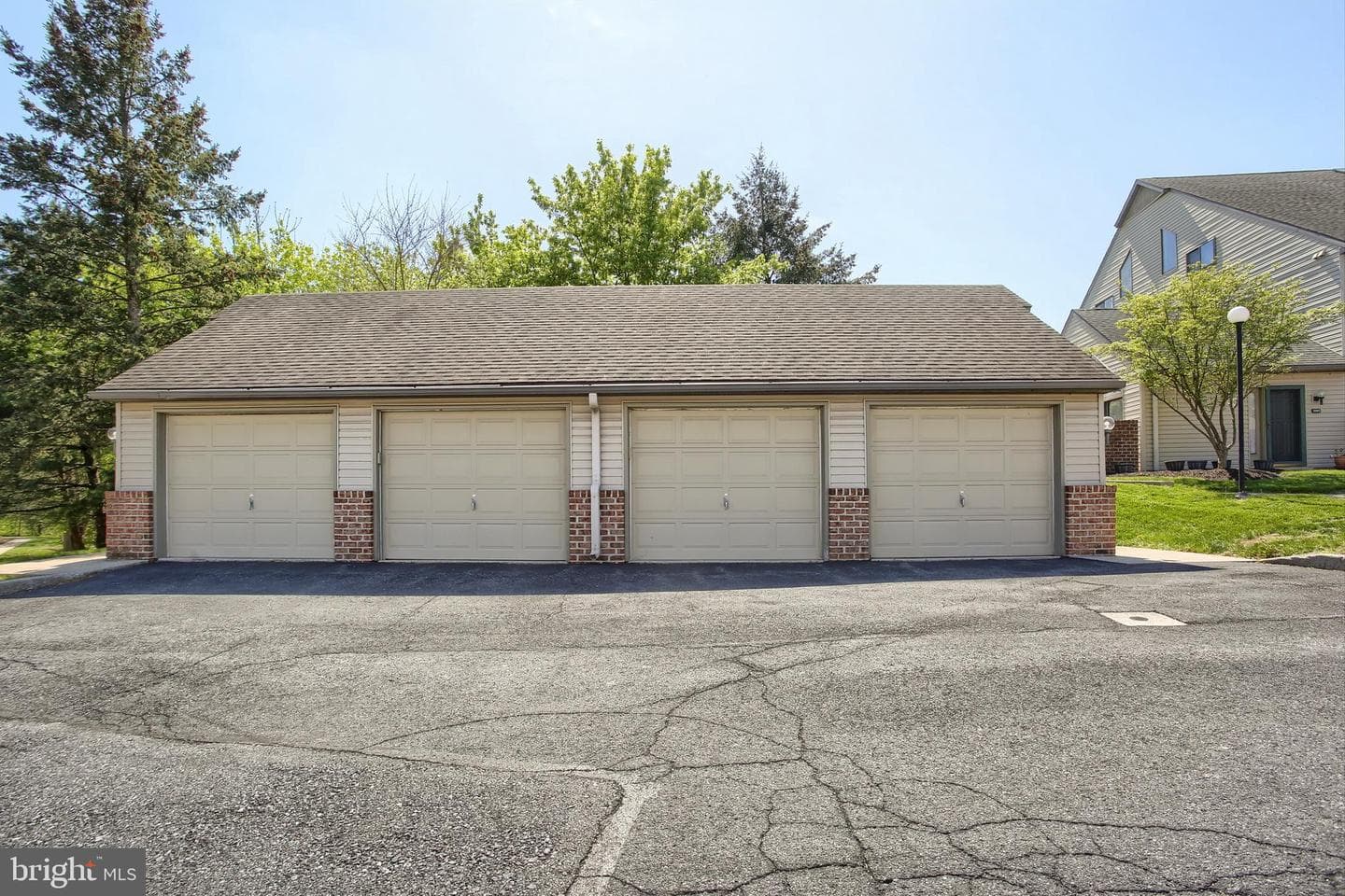 1213 Cherrington Drive photo 20