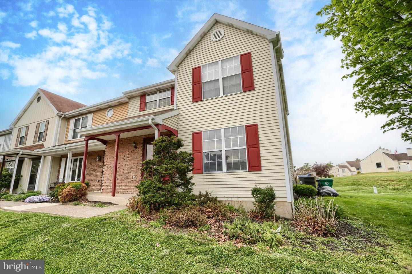 5438 Autumn Drive photo 4