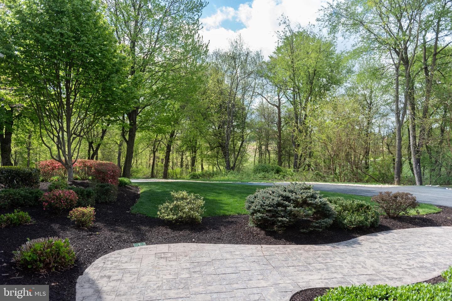 710 Longview Drive photo 59